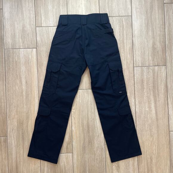5.11 Tactical Women Cargo Pants Size 4R Navy Black Utility Workwear 30.5” Inseam - Picture 4 of 9